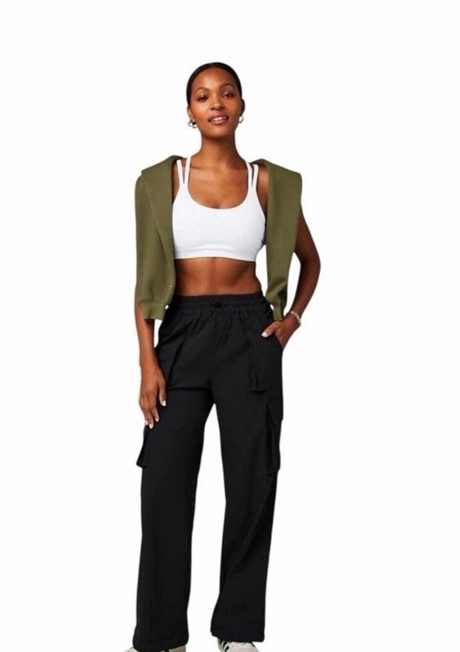 Fabletics Heights Cargo Pants in Black Size Medium NWOT